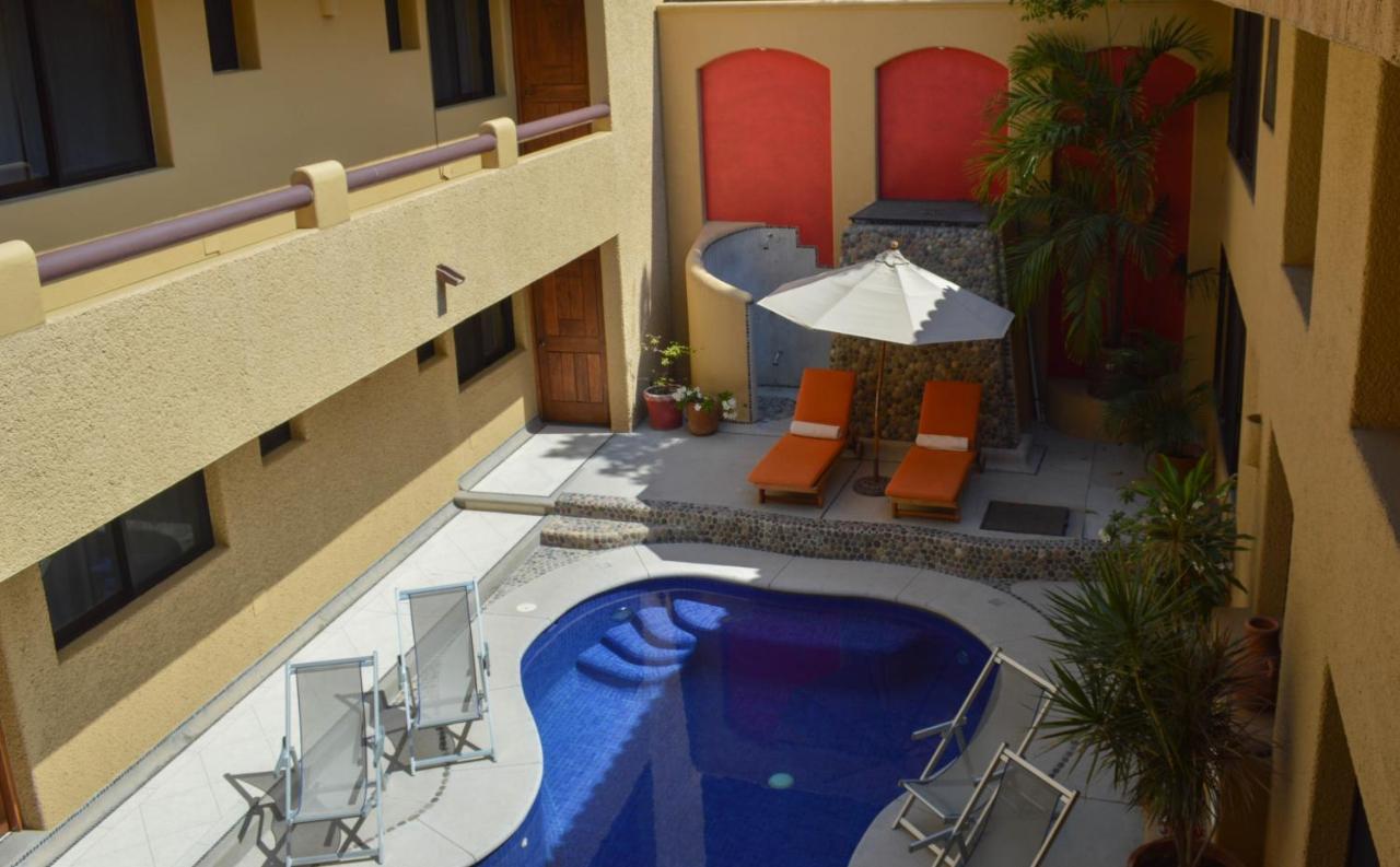 Casa Celeste Hotel Zihuatanejo Extérieur photo